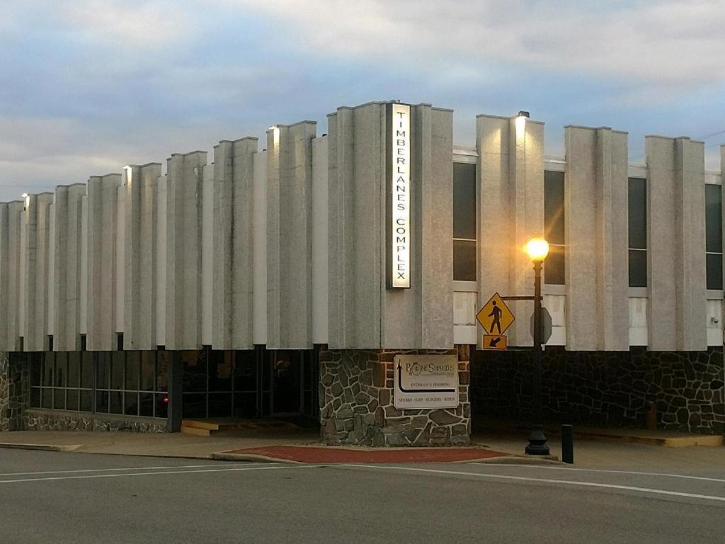 The Stables Inn & Suites Salem Buitenkant foto
