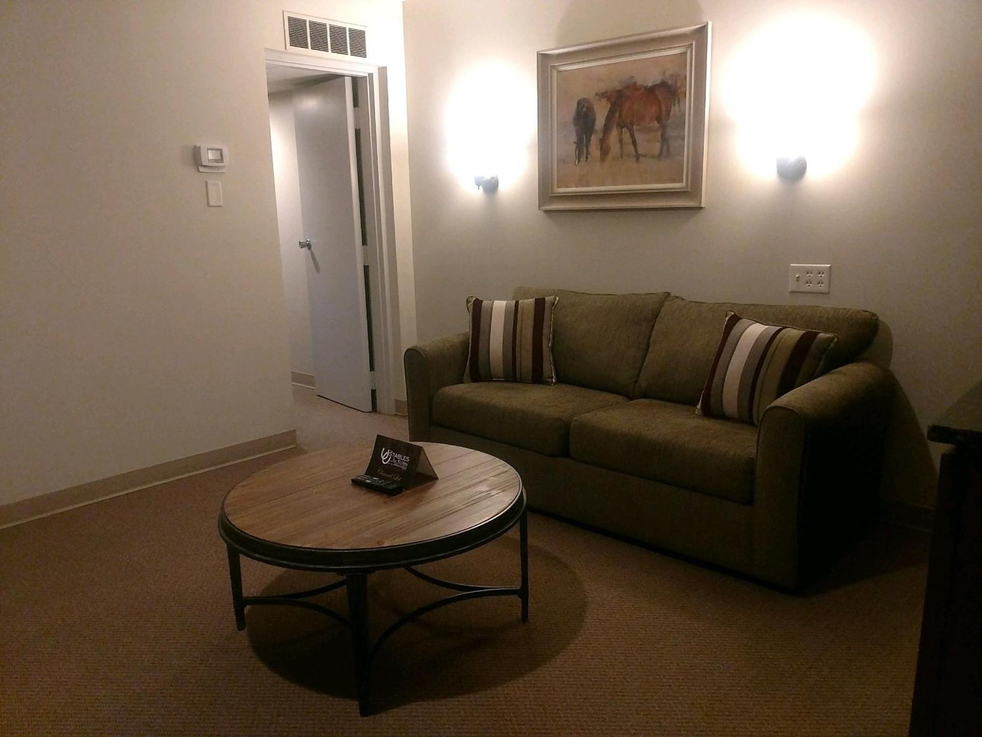 The Stables Inn & Suites Salem Buitenkant foto