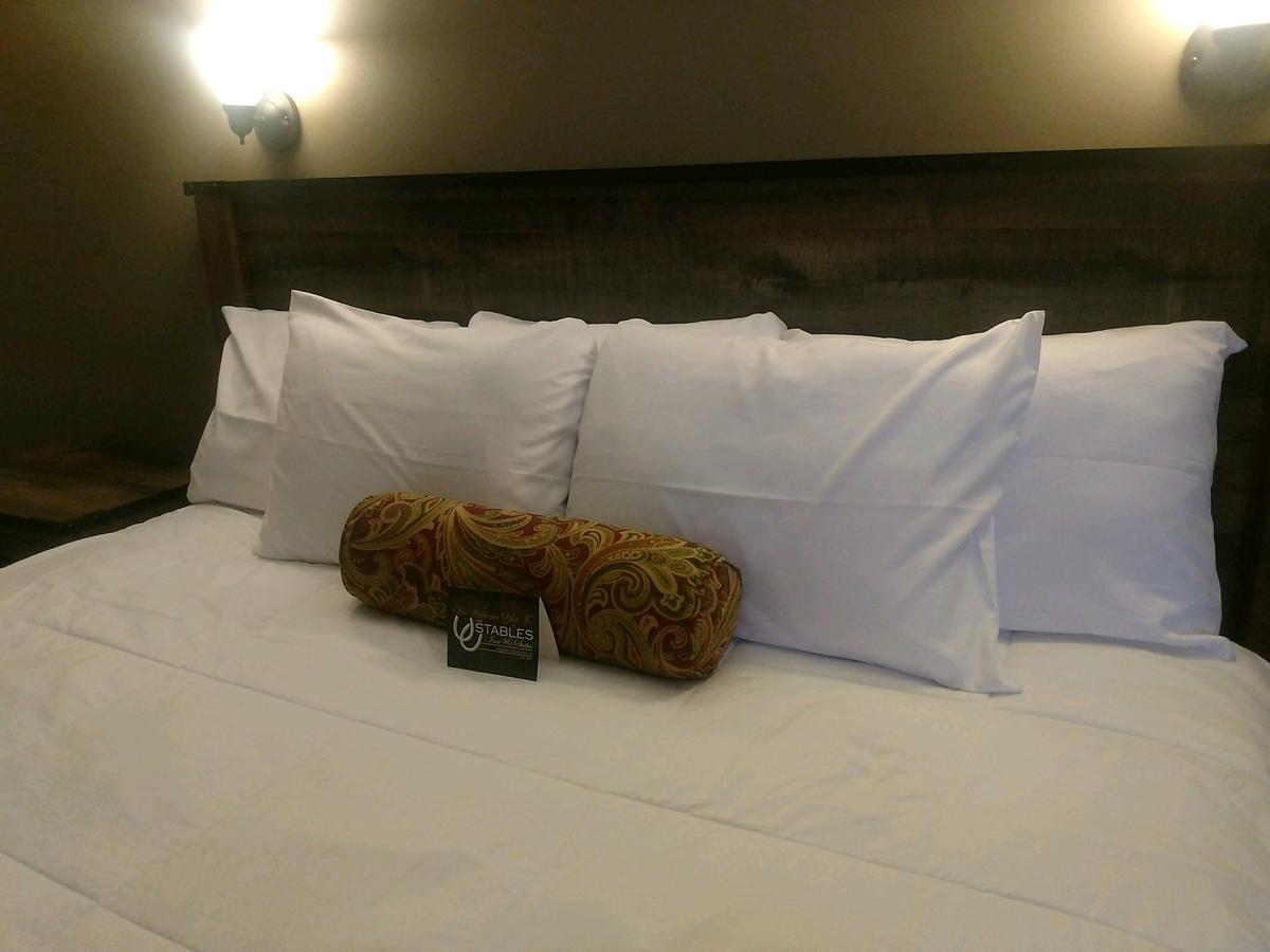 The Stables Inn & Suites Salem Buitenkant foto