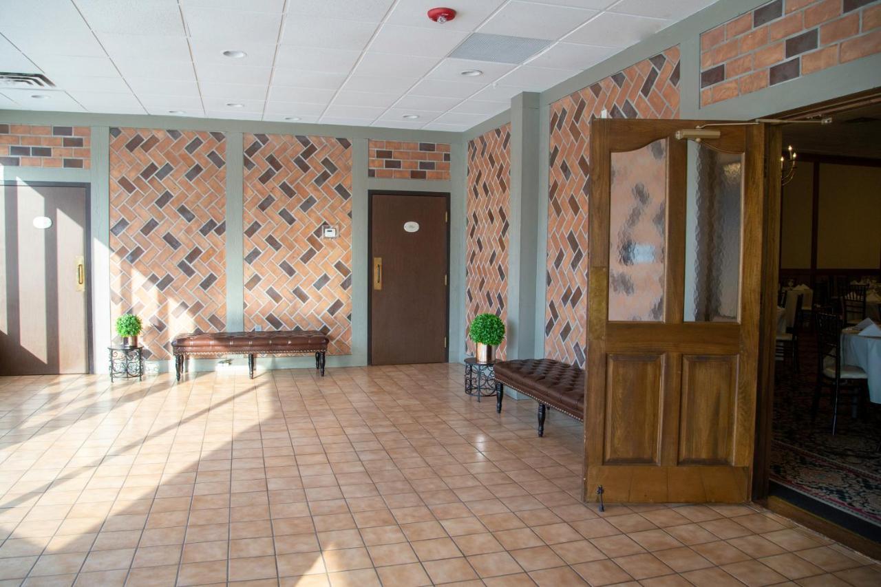 The Stables Inn & Suites Salem Buitenkant foto